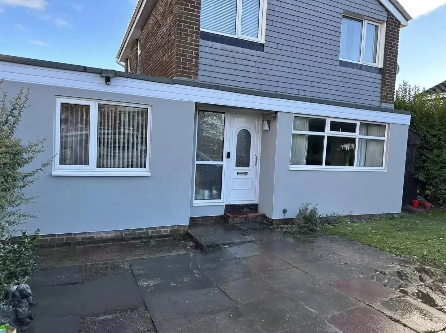 Render Systems We Install - PJ Plastering & Rendering Ltd